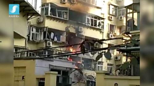 红港小镇爆料事件视频完整版,视频完整版揭露惊人真相